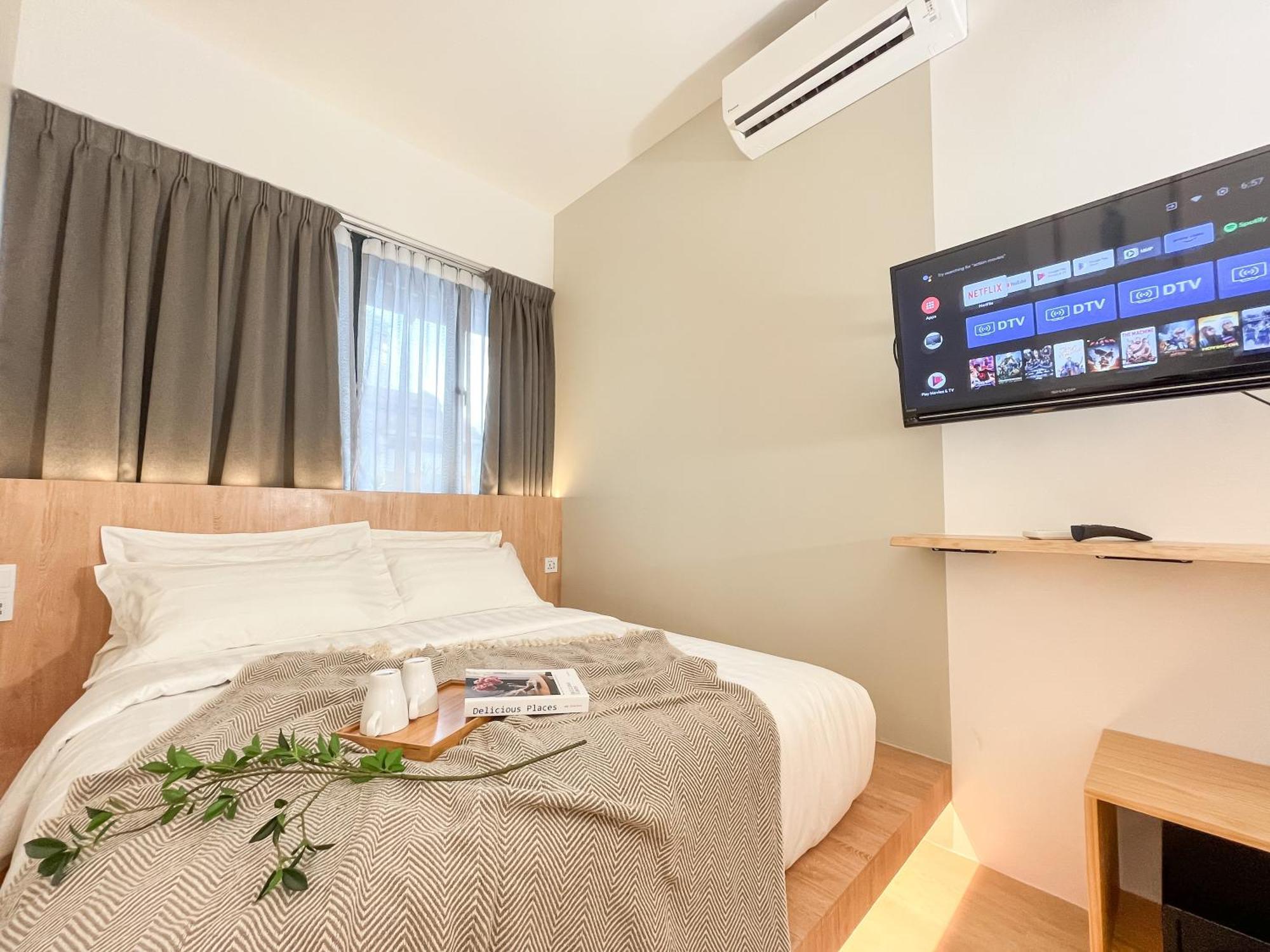 Sleep Box Penang Hotel George Town Exterior photo